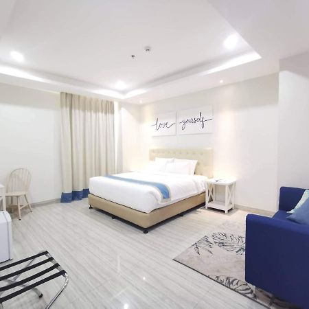 Hampton Suites Davao City Eksteriør bilde