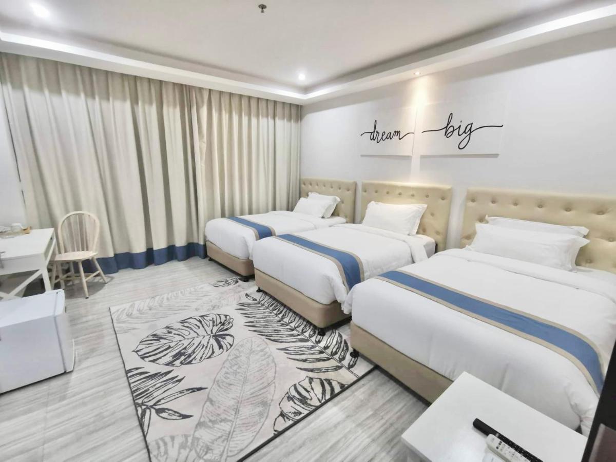 Hampton Suites Davao City Eksteriør bilde