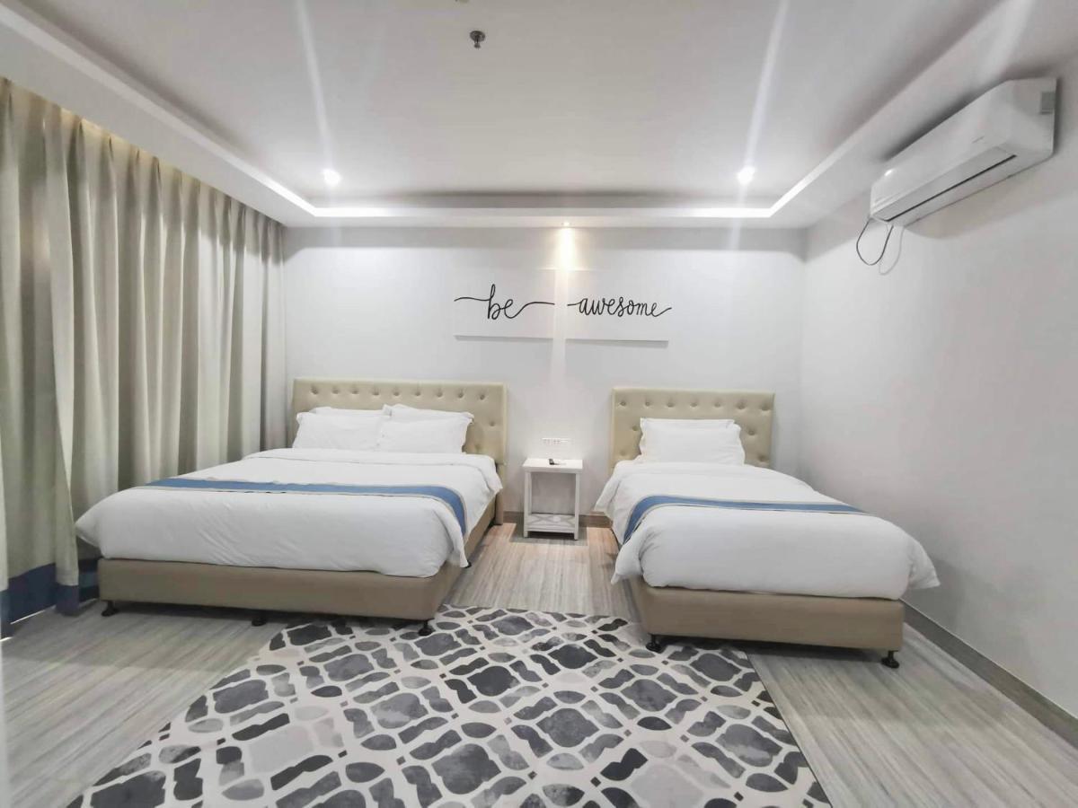 Hampton Suites Davao City Eksteriør bilde