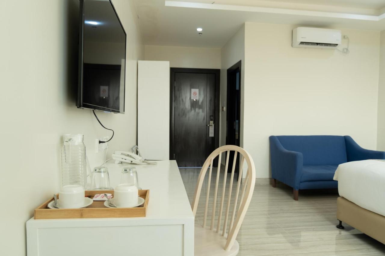 Hampton Suites Davao City Eksteriør bilde