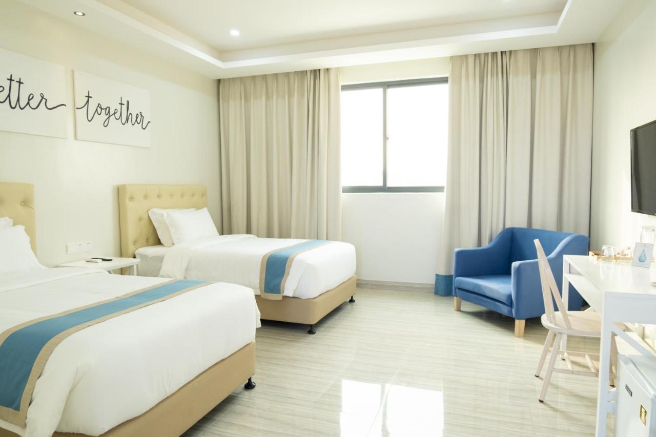 Hampton Suites Davao City Eksteriør bilde
